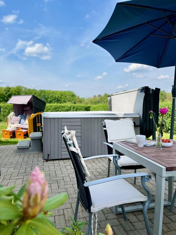 Blick Ins Gruene- Premium-Fewo Goehren-Lebbin Exterior photo